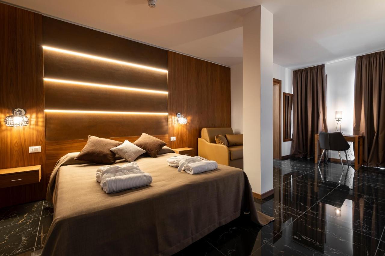 Hotel Mare Lignano Sabbiadoro Buitenkant foto